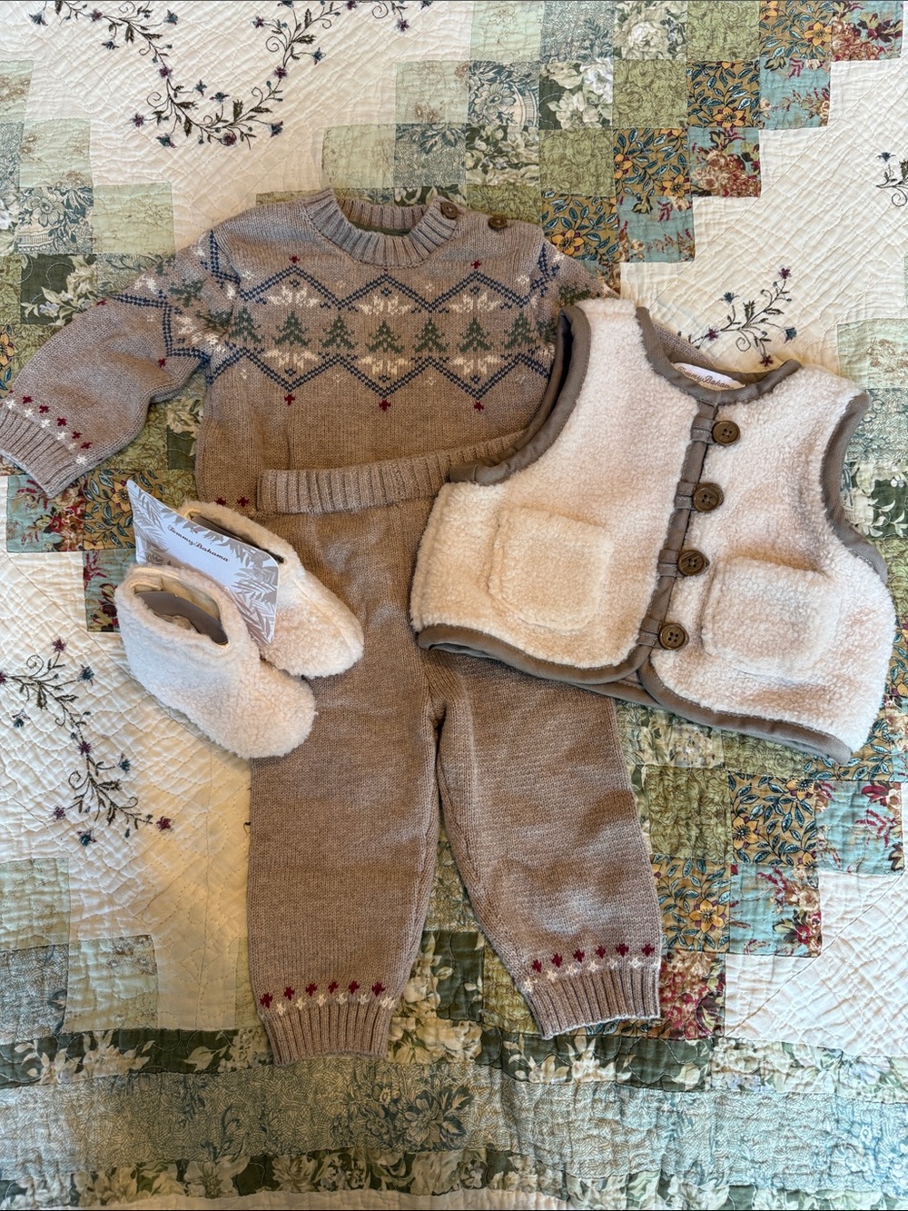Tommy Bahama Beige Knit Sweater Set with Cream Sherpa Vest & Booties